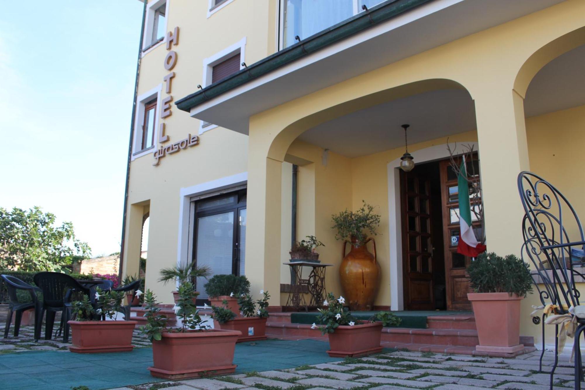 Hotel Girasole Civitanova Marche Eksteriør billede