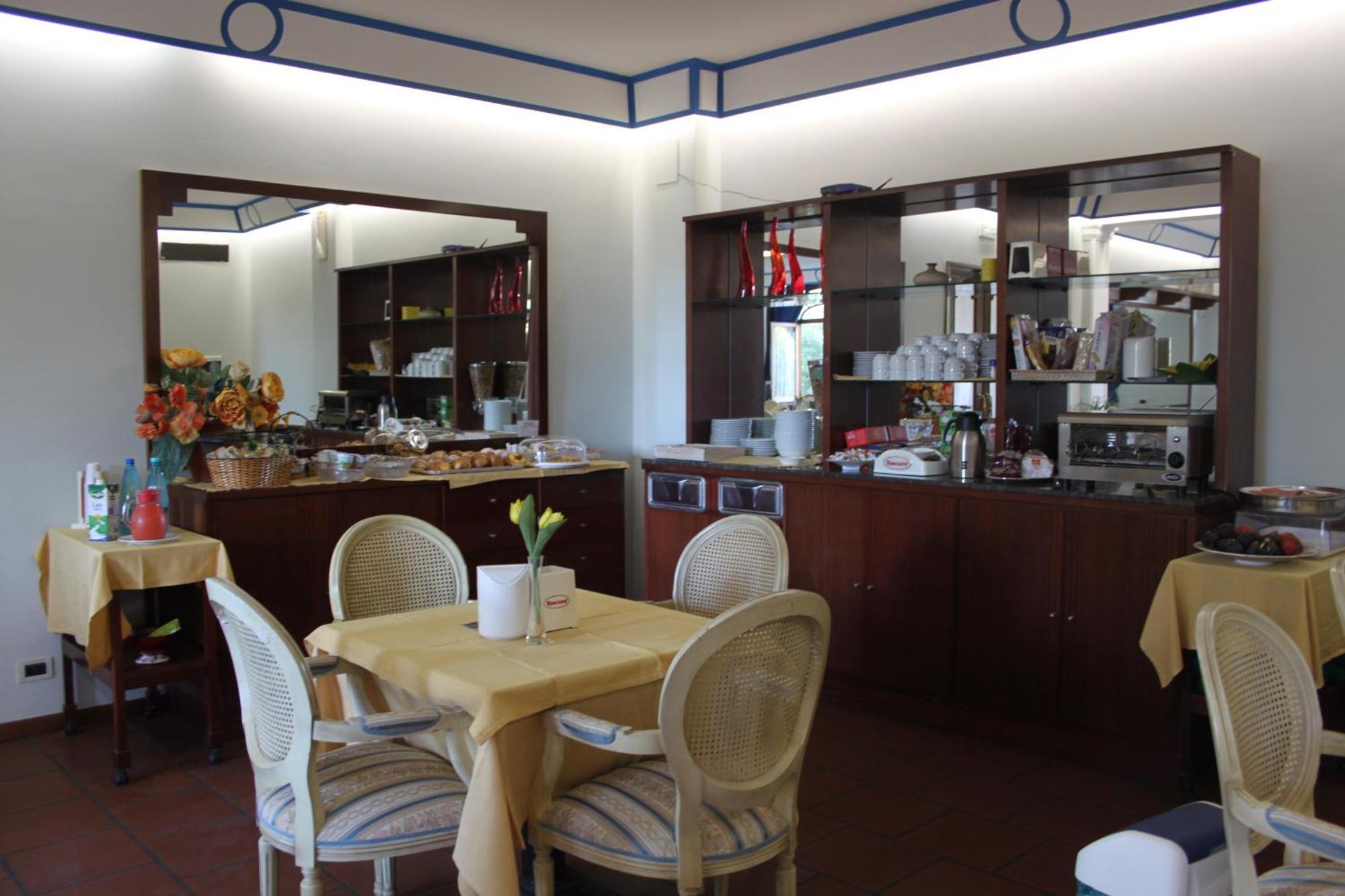 Hotel Girasole Civitanova Marche Eksteriør billede
